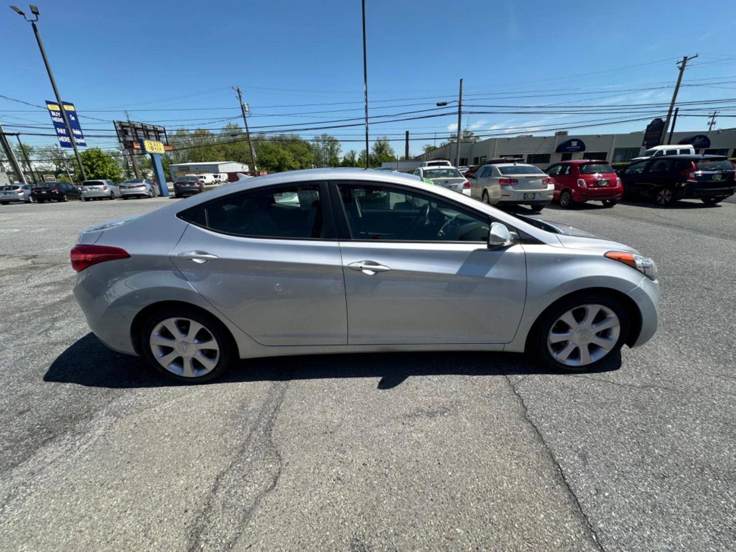 2013 SILVER Hyundai Elantra Limited (5NPDH4AE3DH) with an 1.8L L4 DOHC 16V engine, 6-Speed Automatic transmission, located at 1254 Manheim Pike, Lancaster, PA, 17601, (717) 393-9133, 40.062870, -76.323273 - Photo#3